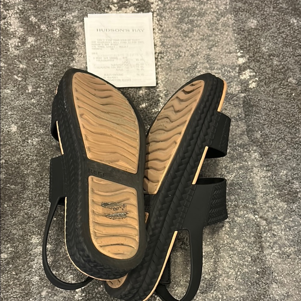 $85 each 2 $60 Reef Tan and Black Slide Sandals size 7 - Picture 9 of 12